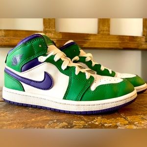 Nike Jordan Hulk Size 2